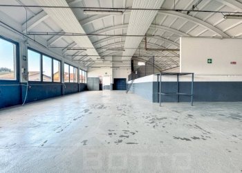 Interno non residenziale - Capannone via per novara 30, Gozzano - foto 37