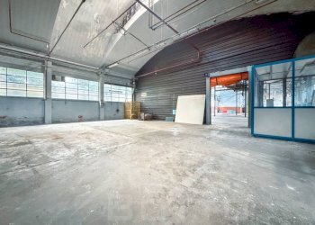 Interno non residenziale - Capannone via per novara 30, Gozzano - foto 44