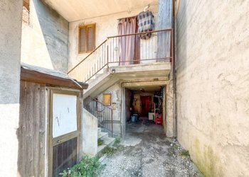 Cortile interno - Villa via Principale 36 6, Borgo Ticino - foto 3