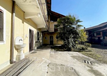 Cortile interno - Villa don bosco 6, Bogogno - foto 13