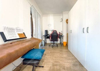Camera da letto - Villa via Gentile 40, Gozzano - photo 17