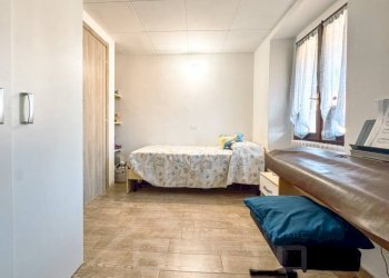 Camera da letto - Villa via Gentile 40, Gozzano - photo 18
