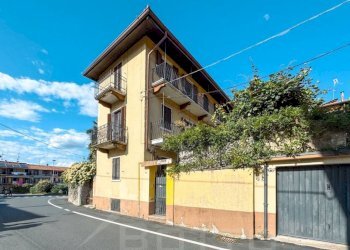 Facciata - Villa via Gentile 40, Gozzano - photo 28