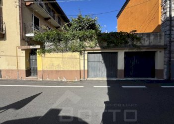 Cortile interno - Villa via Gentile 40, Gozzano - photo 30