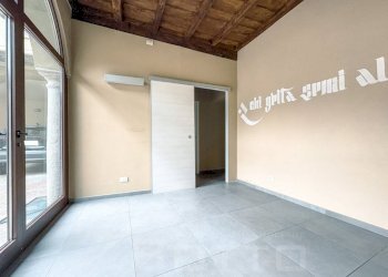 Camera da letto - Shop via prevosto felice piana 33, Borgomanero - photo 9