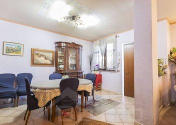 Salone - Villa via della Ciocca 94, Borgomanero - foto 7