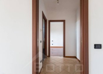 Disimpegno - Bilocale via vivaldi 2, Borgomanero - foto 5
