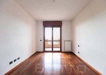 Camera da letto - Bilocale via vivaldi 2, Borgomanero - foto 6