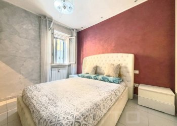 Camera da letto - Appartamento via Tornielli 33, Borgomanero - foto 7