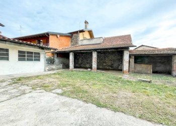 Cortile interno - Villa via onorato 6, Pogno - foto 4