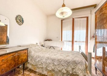 Camera da letto - Villa via Tancognino 38, Gozzano - photo 26