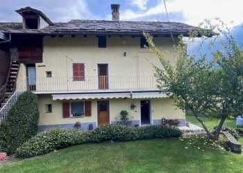 Townhouse Frazione Ville 70, Challand-Saint-Victor - photo 3