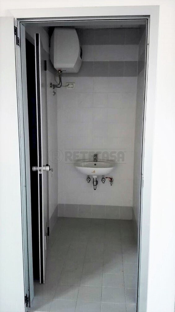 BAGNO - Locale Commerciale Via dell'Edilizia 106, Vicenza - foto 3