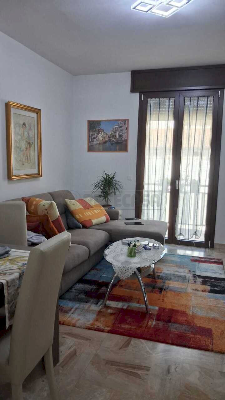 soggiorno - Apartment Montecchio Maggiore - photo 3
