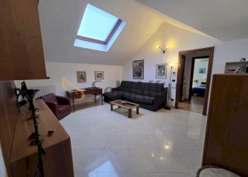 10 - Three-room apartment Largo Francesco Cigna, Torino (neighborhood Aurora) - photo 2