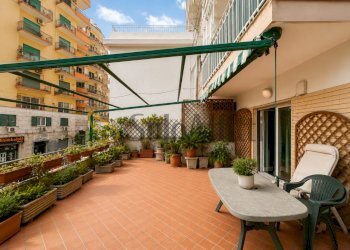 Terrazzo.png - Four-room apartment Via Arenella, Napoli (neighborhood Arenella) - photo 19