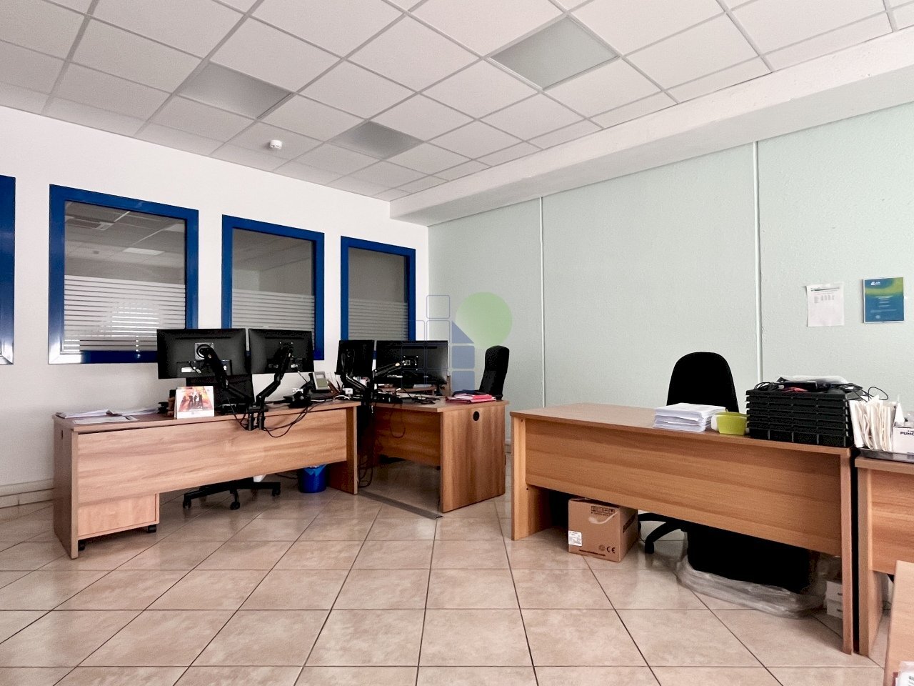 ufficio operativo - Commercial Premises Via  Cimarosa 55, Livorno - photo 1