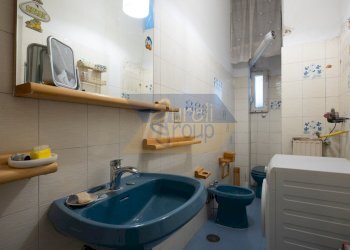 Bagno - Three-room apartment Via Cairoli, Roma - photo 29