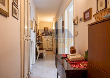 corridoio - Two-room apartment Via Giovanni da Castel Bolognese 30/32, Roma - photo 13