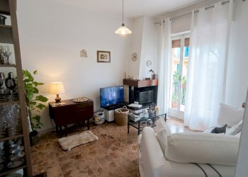 soggiorno - Apartment Via dei Corsi 11, hamlet Avenza, Carrara - photo 6