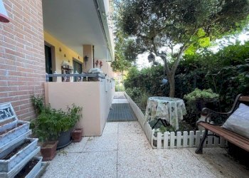 giardino - Apartment Via Marecchiese 469, Rimini - photo 15