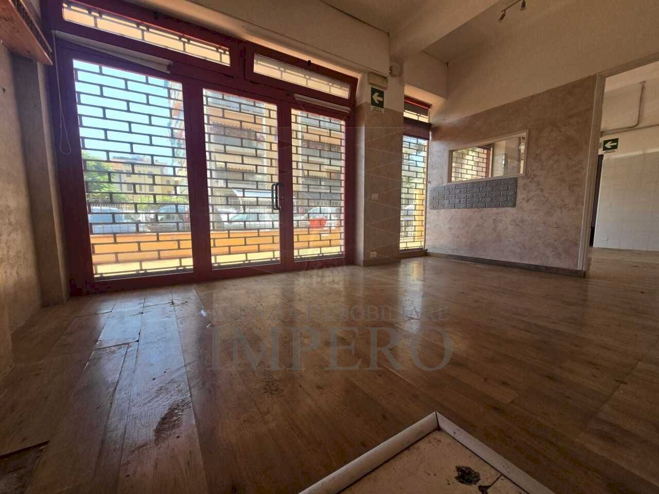 Immagine WhatsApp 2025-06-19 ore 14.49.21_4b99f47b - Commercial Premises Via Papa Giovanni XXIII 1, Ventimiglia - photo 2