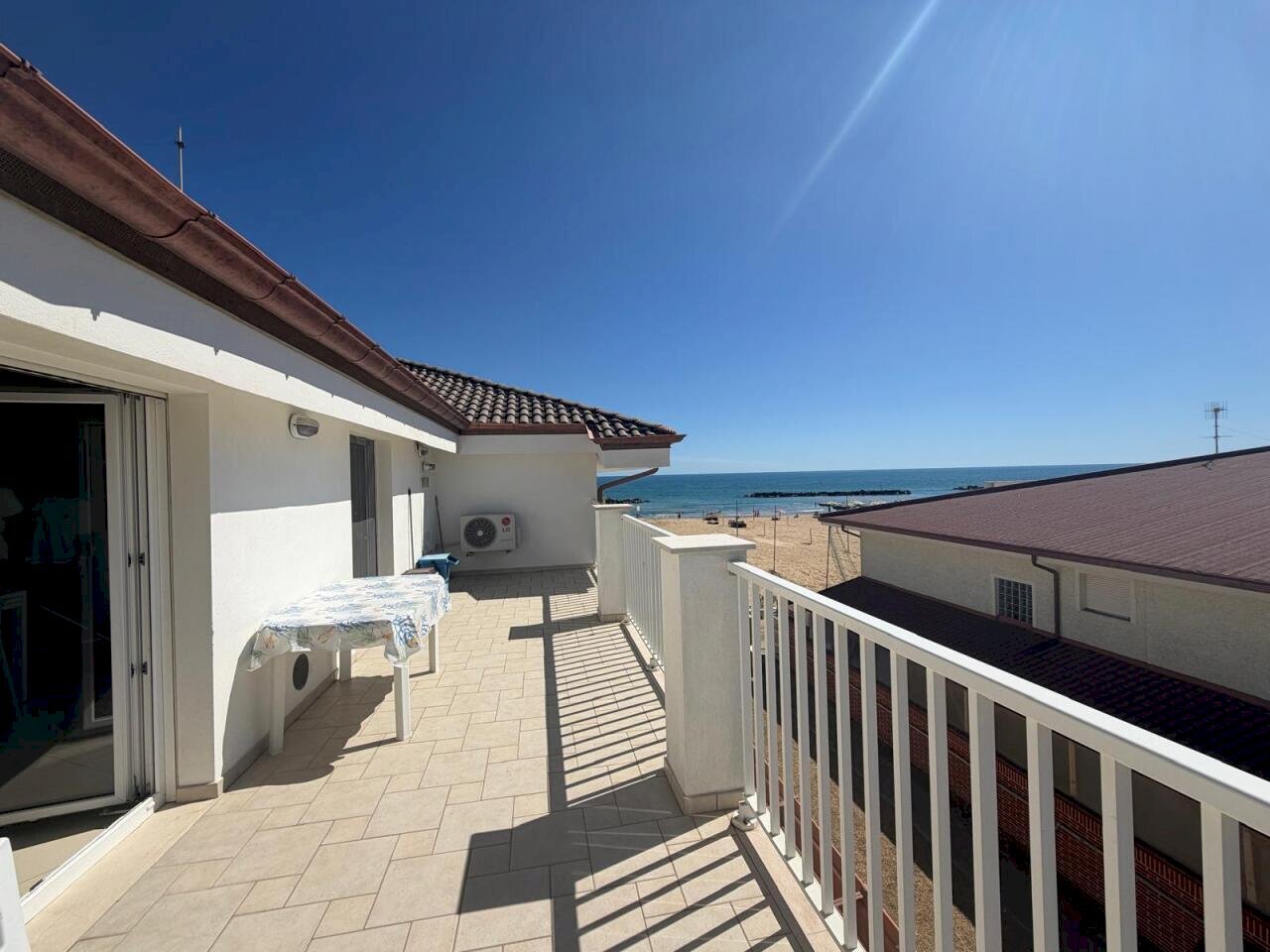 2 - Two-room apartment Viale Maiella 23/A, Francavilla al Mare - photo 1