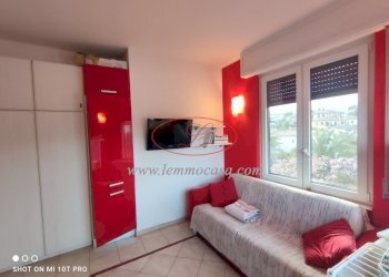 One-room apartment Via Diano San Pietro 76, Diano Castello - photo 4