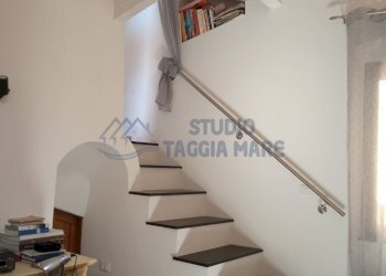 DETTAGLI SOGGIORNO - Porzione di casa Via Principe Amedeo, Castellaro - foto 14