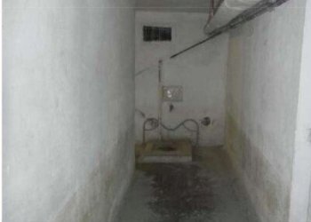 5 - Warehouse at auction Via S. Ambrogio di Fegino 2B, Genova (neighborhood Rivarolo) - photo 4