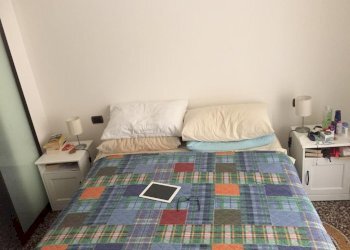 camera da letto - Appartamento Via Crimea, Genova (zona Foce) - foto 6