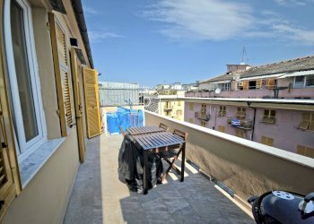 20260529_103916 - Attic Via Lorenzo Pareto 5, Genova (neighborhood Foce) - photo 1