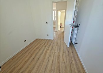 20260529_104011 - Attic Via Lorenzo Pareto 5, Genova (neighborhood Foce) - photo 15
