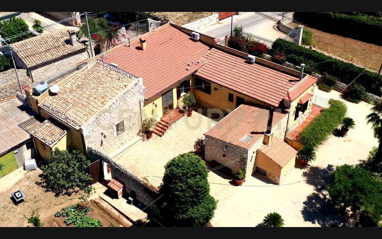 Screenshot 2026-06-04 134947 - Villa Contrada Pirato Cava Maria 37, Modica - foto 1