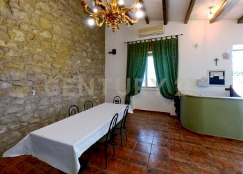 37-Ctr-Pirato-Cava-Maria-Dining-Room - Villa Contrada Pirato Cava Maria 37, Modica - foto 7