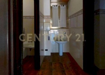 37-Ctr-Pirato-Cava-Maria-Bathroom-Defurnished 2 - Villa Contrada Pirato Cava Maria 37, Modica - foto 29