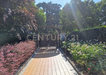 ingresso condominio (1) - Three-room apartment Via Ugo Zannoni 16, Verona - photo 26
