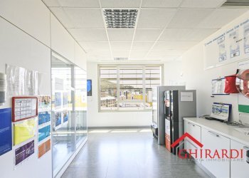 1.0 INGRESSO - Ufficio Via delle Nuove Tecnologie Enrico Albareto 21, Genova (zona Sestri Ponente) - foto 2
