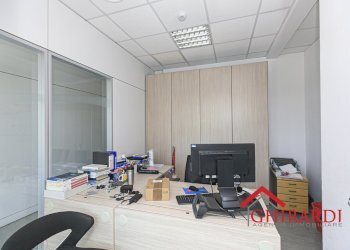 2.0 UFFICIO 1 - Ufficio Via delle Nuove Tecnologie Enrico Albareto 21, Genova (zona Sestri Ponente) - foto 4
