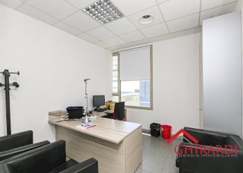 4.0 UFFICIO 3 - Ufficio Via delle Nuove Tecnologie Enrico Albareto 21, Genova (zona Sestri Ponente) - foto 11