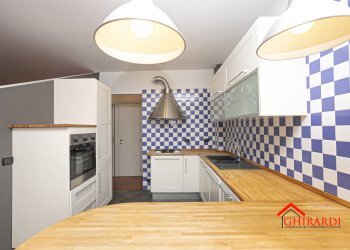 2.2 cucina.jpg - Appartamento Calata Andalò di Negro 3, Genova - foto 9