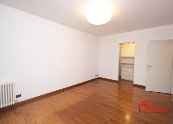 4.3 camera2.jpg - Appartamento Calata Andalò di Negro 3, Genova - foto 20