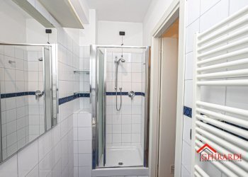 6.2 bagno2.jpg - Appartamento Calata Andalò di Negro 3, Genova - foto 29