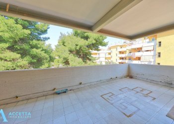 Balcone - Appartamento Via Galera Montefusco 11, Taranto - foto 16