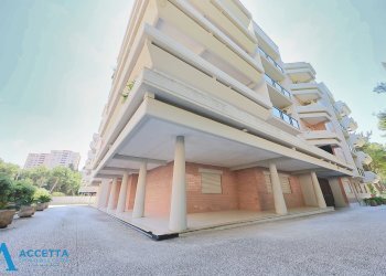 Zone comuni - Appartamento Via Galera Montefusco 11, Taranto - foto 23
