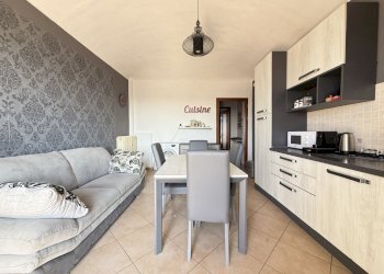 IMG_4392 - Three-room apartment Corso Vigevano 53, Torino (neighborhood Aurora) - photo 1