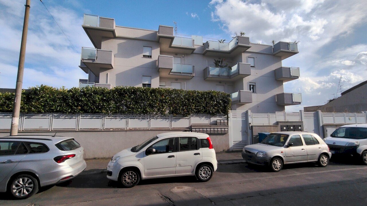 1 - Four-room apartment Via Attanasio Natale 25, Catania - photo 2