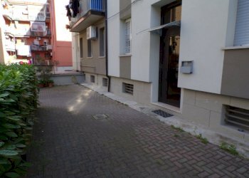 100_0216 - Bilocale Via Isonzo 3, Casalecchio di Reno - foto 21