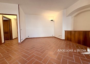 Four-room apartment Strada Comunale Di Santa Lucia, 43, San Gimignano - photo 1