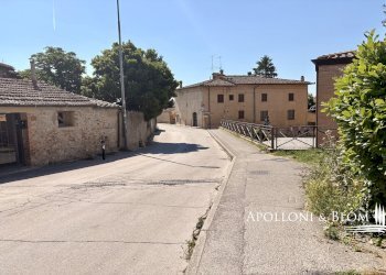 Four-room apartment Strada Comunale Di Santa Lucia, 43, San Gimignano - photo 24